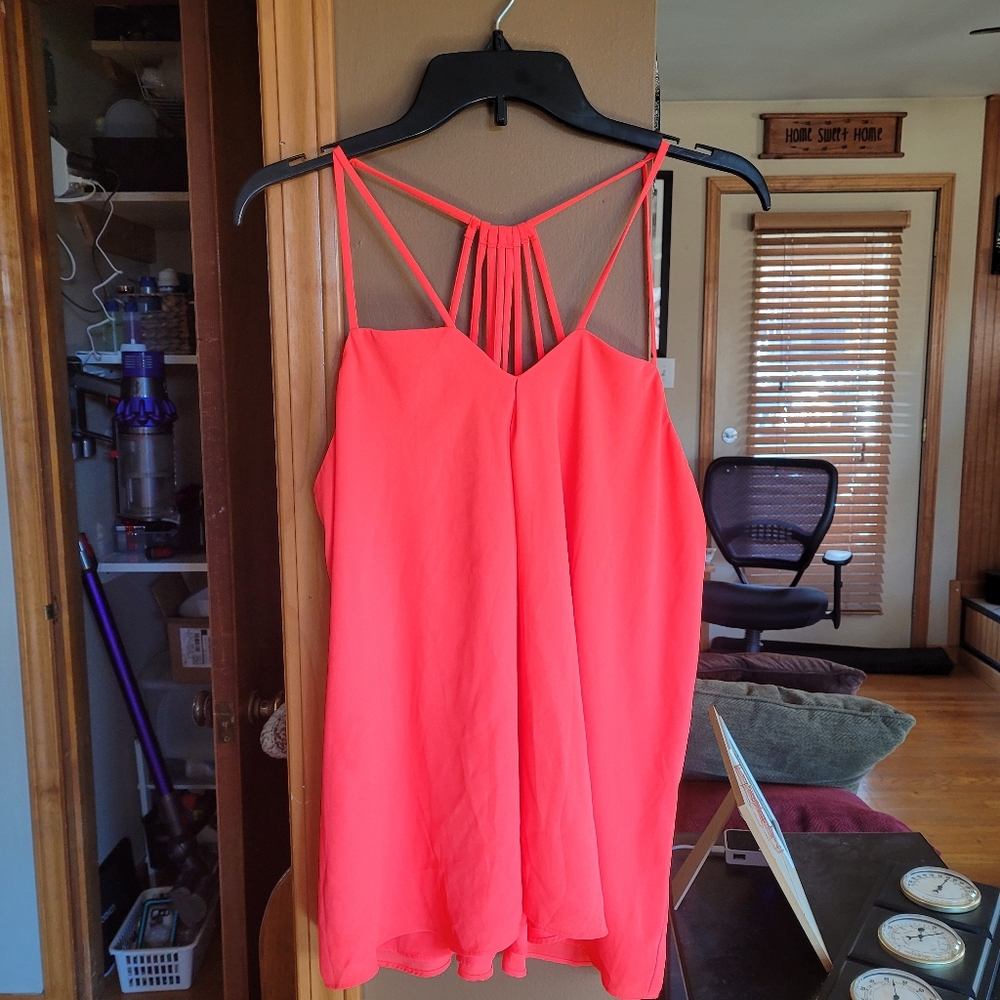 Express strappy flowy large top